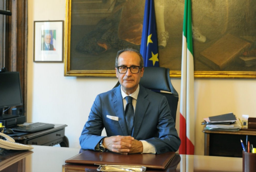 Foto del Prefetto di Vercelli dott. Lucio Parente