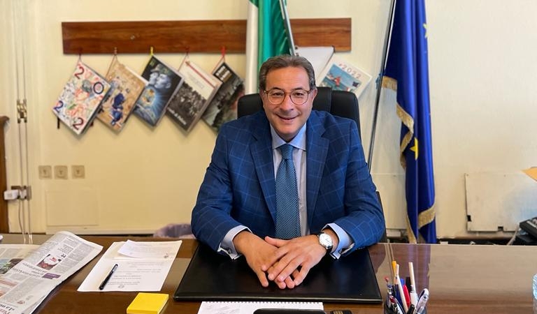 Il Prefetto di Massa Carrara, dott. Guido Aprea