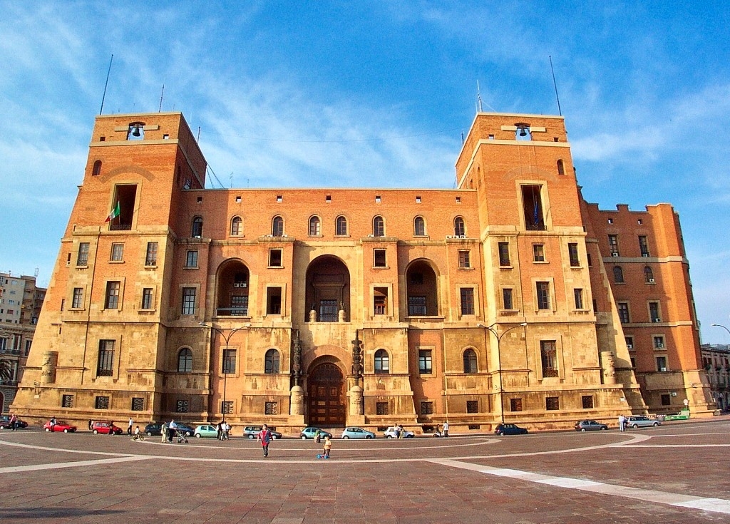 04-palazzo-del-governo.JPG