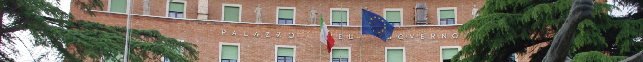 Facciata esterna del palazzo della Prefettura